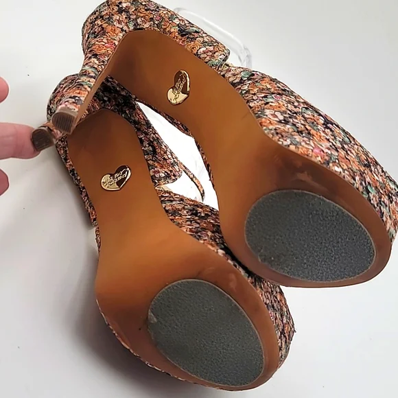 BETSEY JOHNSON ๐ sz9.5 Bandit Stacked Platform Stiletto SEXY! ๐ฅ๐ฅ - Picture 12 of 13